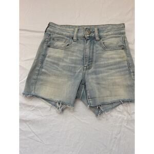 American Eagle Hi-Rise Shortie Denim Shorts Light Wash Raw Hem Size 4
